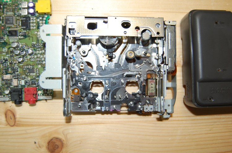 We offer a repair service for Sony TCD-D3 DAT Walkman