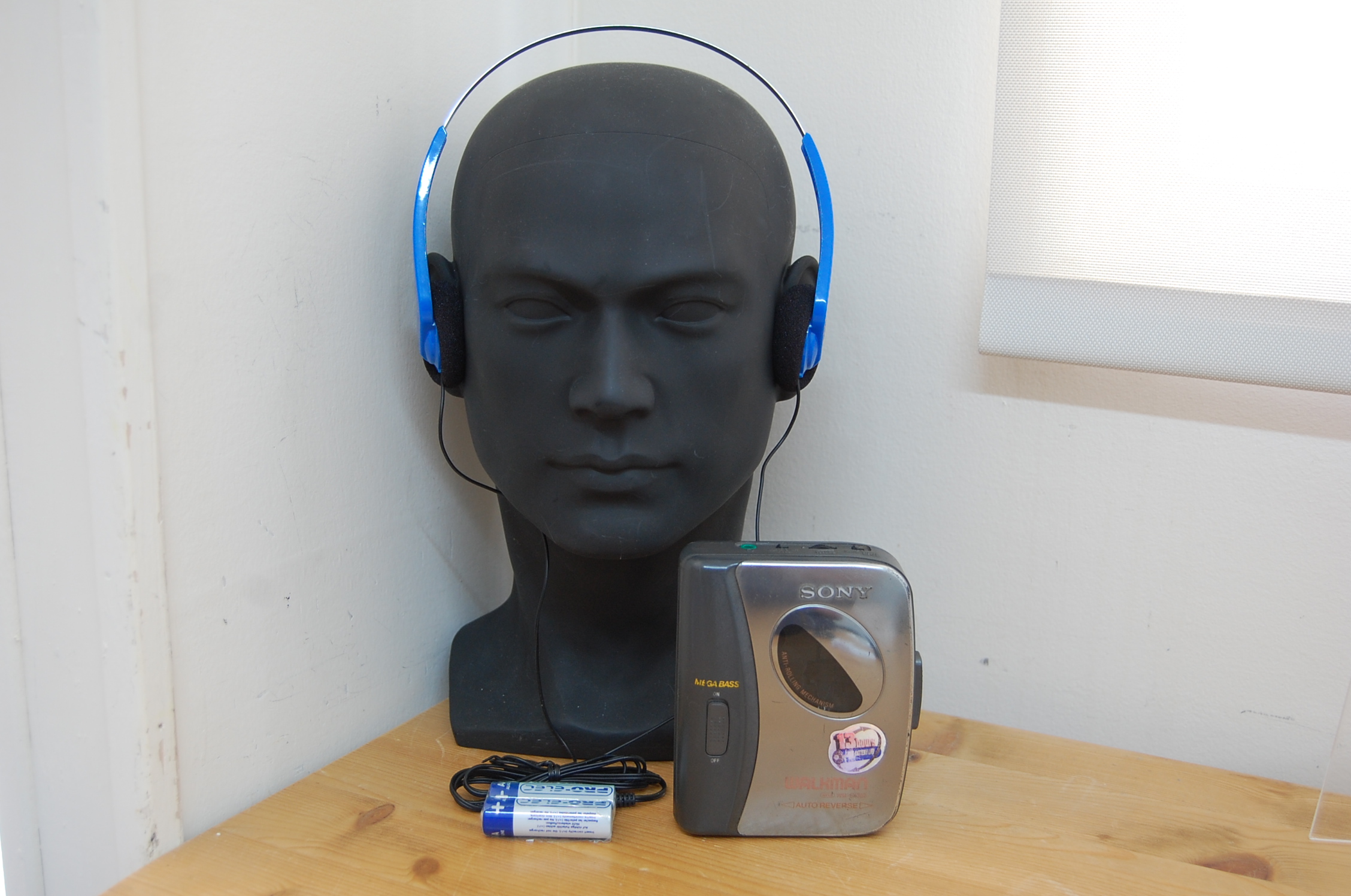 REFURBISHED Sony WM-EX352 Stereo Cassette Player Walkman Retro New Belt Vintage