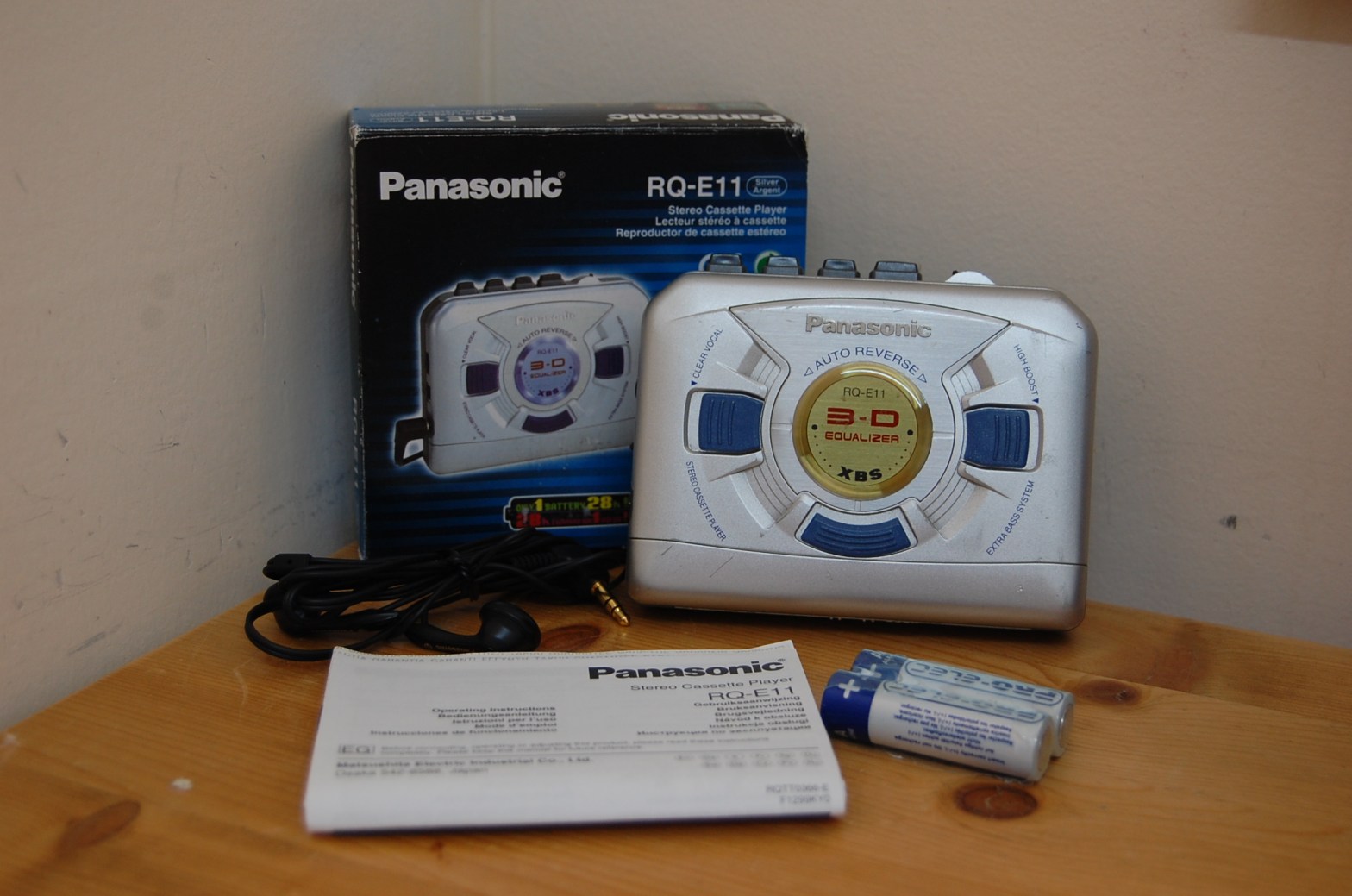 REFURBISHED Panasonic RQ-E11 Stereo Cassette Player XBS Walkman New Belt Retro